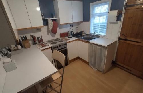 Marston Moretaine Casa | Cozy Village Cottage