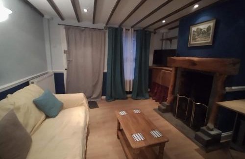 Marston Moretaine Casa | Cozy Village Cottage