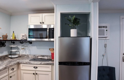 Winter Haven Apartamento | Cozy Vintage Apt D near Lakeland/Hospitals/Lakes