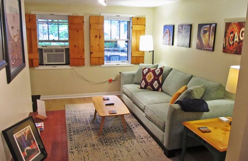 Ukrainian Village Apartamento | Cozy Vintage Chicago Apartment cerca del centro