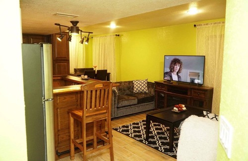 Gateway Casa | Cozy Walkout Basement Near Denver International Airport Bis.#2022-BFN-0022402