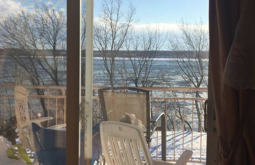 LaSalle Condominio | Cozy water front Montreal