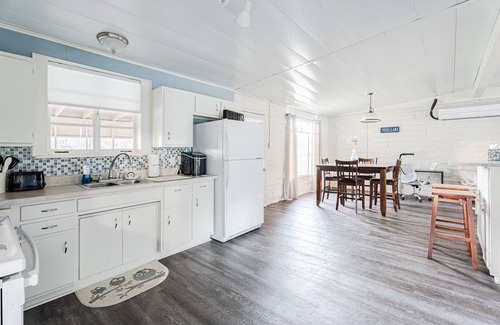 Oatmeal Apartamento | Cozy Waterfront Cabin - Sleeps 5