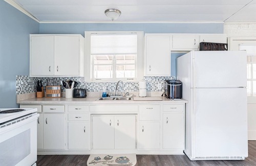 Oatmeal Apartamento | Cozy Waterfront Cabin - Sleeps 5