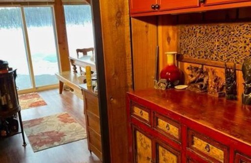 Island Park Casa | Cozy Waterfront Cabin