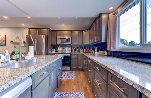 Port Dover Cabaña | Cozy waterfront cottage in a tranquil area