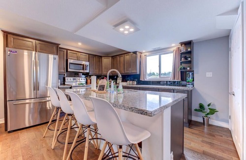 Port Dover Cabaña | Cozy waterfront cottage in a tranquil area