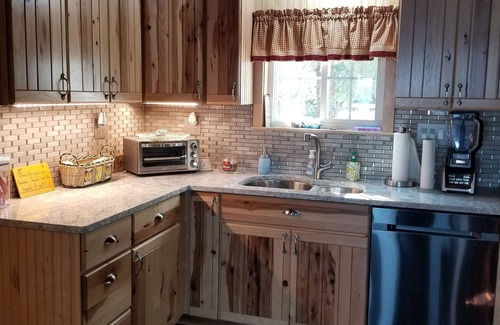 West Alton Cabaña | Cozy waterfront cottage with Awesome sunsets & views of Lake Winni