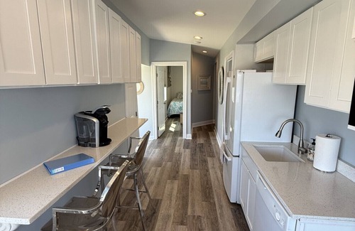 Mystic - New London Casa | Cozy waterfront cottage
