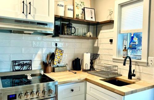 Somers Apartamento | Cozy Waterfront Retreat Near Flathead Lake