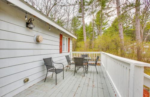Wellston Casa | Cozy Wellston Cabin - Walk to Crystal Lake!