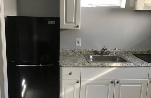 Wheatley Heights Apartamento | Cozy Wheatley Heights Getaway, close to the LIRR station