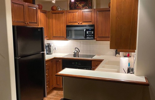 Nordic Estates Casa | Cozy Whistler Creekside Ski-in/Ski-out Cabin - w/ Whistler Village Parking Spot