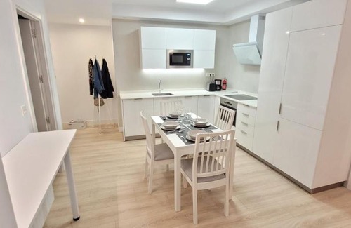 Algorta Apartamento | Cozy White Home in Getxo