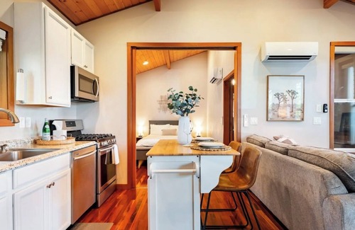 Sherwood - Tualatin South Cabina | Cozy Willamette Valley Cabin With Modern Comforts