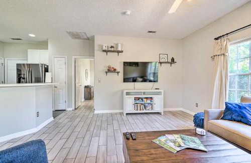 Murraysville Casa | Cozy Wilmington Bungalow about 6 Mi to Beaches!