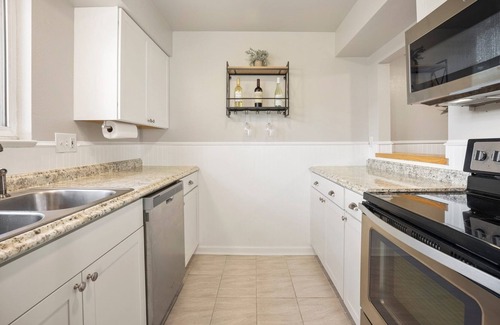 Windsor Condominio | Cozy Windsor Condo!