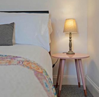 Bonnington Apartamento | Cozy with Character Logie Green Central Main Door Flat