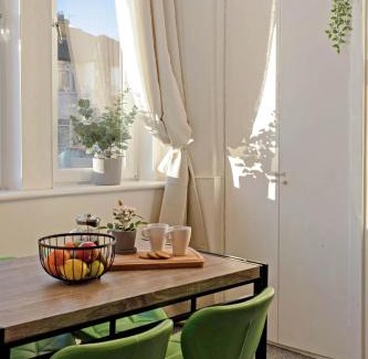 Bonnington Apartamento | Cozy with Character Logie Green Central Main Door Flat