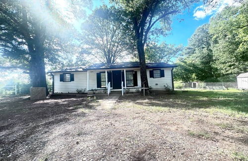 Tyler Cabina | Cozy Wood Cottage in Tyler