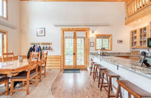 Crystal Lake Cabina | Beautiful, private cabin with room for the family