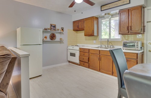Poland Apartamento | Cozy Youngstown Apartment w/ Central A/C + Heating