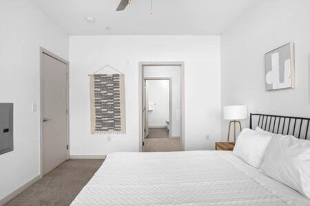 Downtown Indianapolis Apartamento | CozySuites 2BD Bottleworks Indianapolis #2