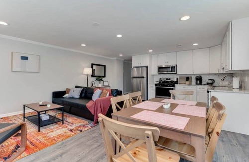 Potomac West Casa | CozySuites 3BR/3BA Charming Colonial Home