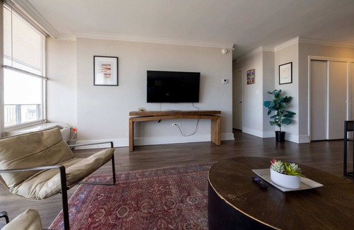 Old Louisville Apartamento | CozySuites 800 Tower 2BR w/sky pool, gym! 34