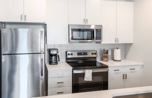 Central Business District Apartamento | Cozysuites Luxe 1BR in Downtown Cincinnati