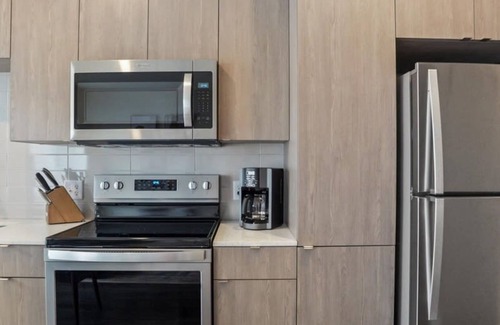Lower Lawrenceville Apartamento | Cozysuites Modern 1BR Lawrenceville