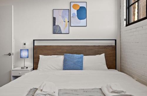 Warehouse District Apartamento | CozySuites NLG - Modern 2BR condo #13