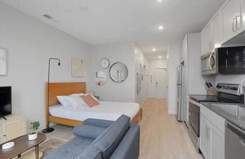 Lower Lawrenceville Apartamento | CozySuites Spacious SDO, Lawrenceville