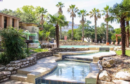 Barton Hills Apartamento | CozySuites Studio Skyline Barton Creek 282