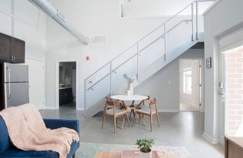 Cole-Noble District Apartamento | CozySuites TWO Bold Apts Monument Cir.