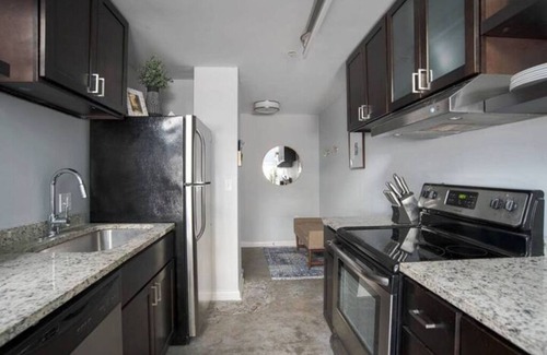 Cole-Noble District Apartamento | CozySuites TWO Bold Apts Monument Cir.