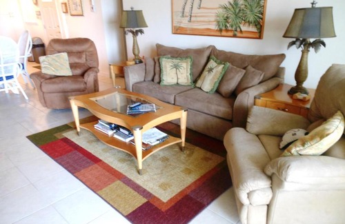 Fort Pierce Casa | CP 423 Ocean View Condo - Welcome to Paradise