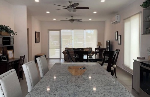 Tambor Casa | Coco Cabana! Saltwater Pool + 1min Walk to Beach