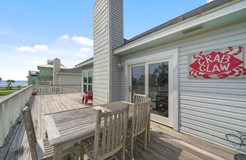 Pirates Beach Casa | Crab Claw
