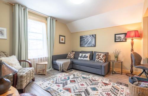 Ramsay Apartamento | Craftsman's Loft - Heritage charm - AC - 5 min DT