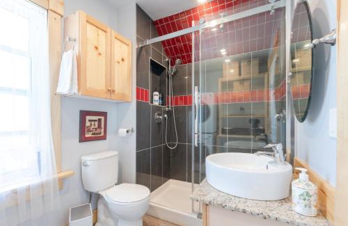 Ramsay Apartamento | Craftsman's Loft - Heritage charm - AC - 5 min DT