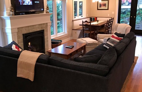 Downtown Cannon Beach Casa | Nueva construcción en el corazón de Cannon Beach!