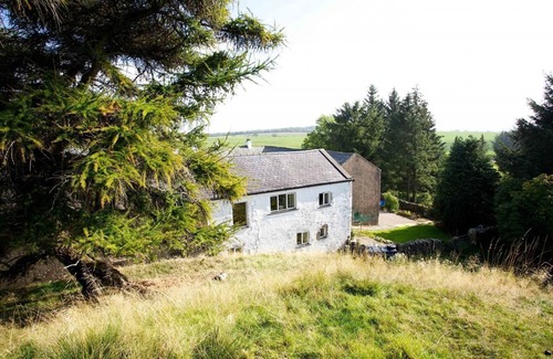 Penrith Cabaña | Cragside Cottage - a cottage that sleeps 7 guests in 4 bedrooms