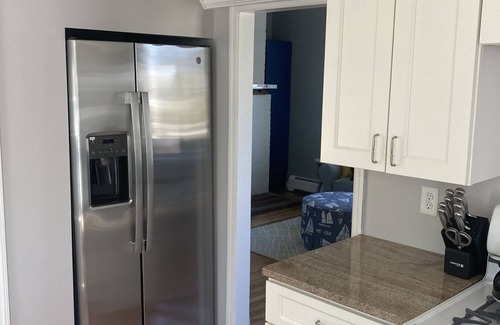 West Hyannisport Cabaña | Craigsville beach cottage located .4 walking distance to the Beach!