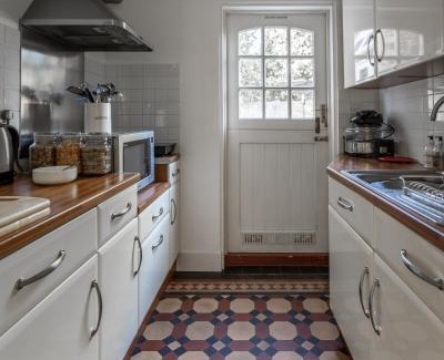 Poole Casa | Cranborne House