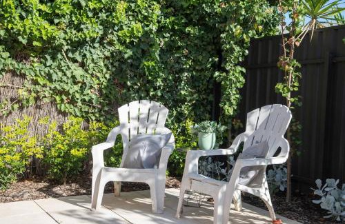 Millswood Casa | Cranbrook Courtyard - A Sunny City-fringe Retreat