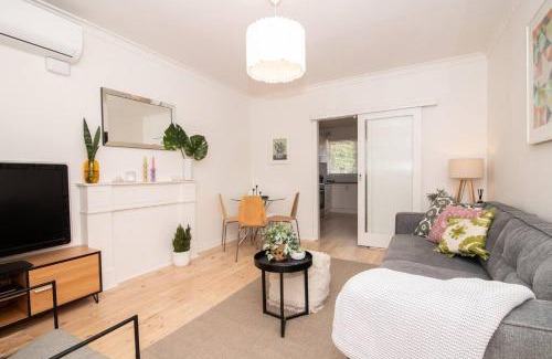 Millswood Casa | Cranbrook Courtyard - A Sunny City-fringe Retreat