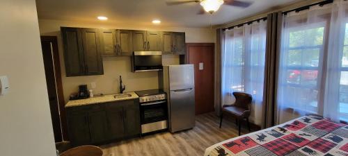 Waterton Park Cabina | Crandell Mountain Lodge