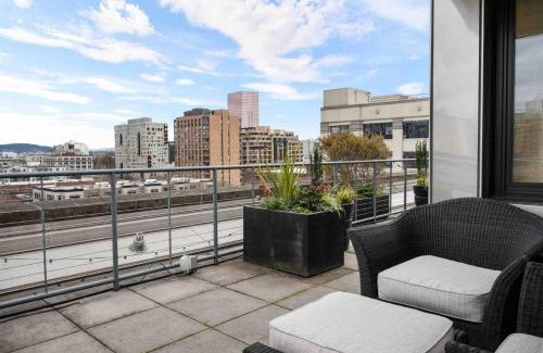 Pearl District Casa | Crane Penthouse