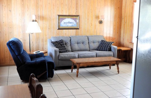 Royal Cabina | Crappie Cabin